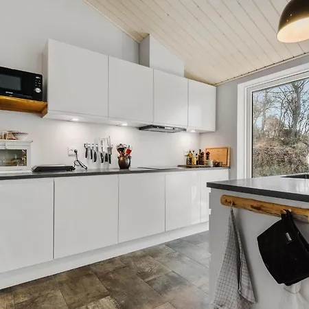 5 Bedroom In Tatil Evi Fårevejle