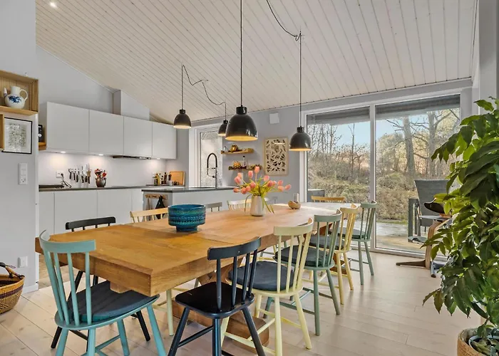 5 Bedroom In Фаревейле